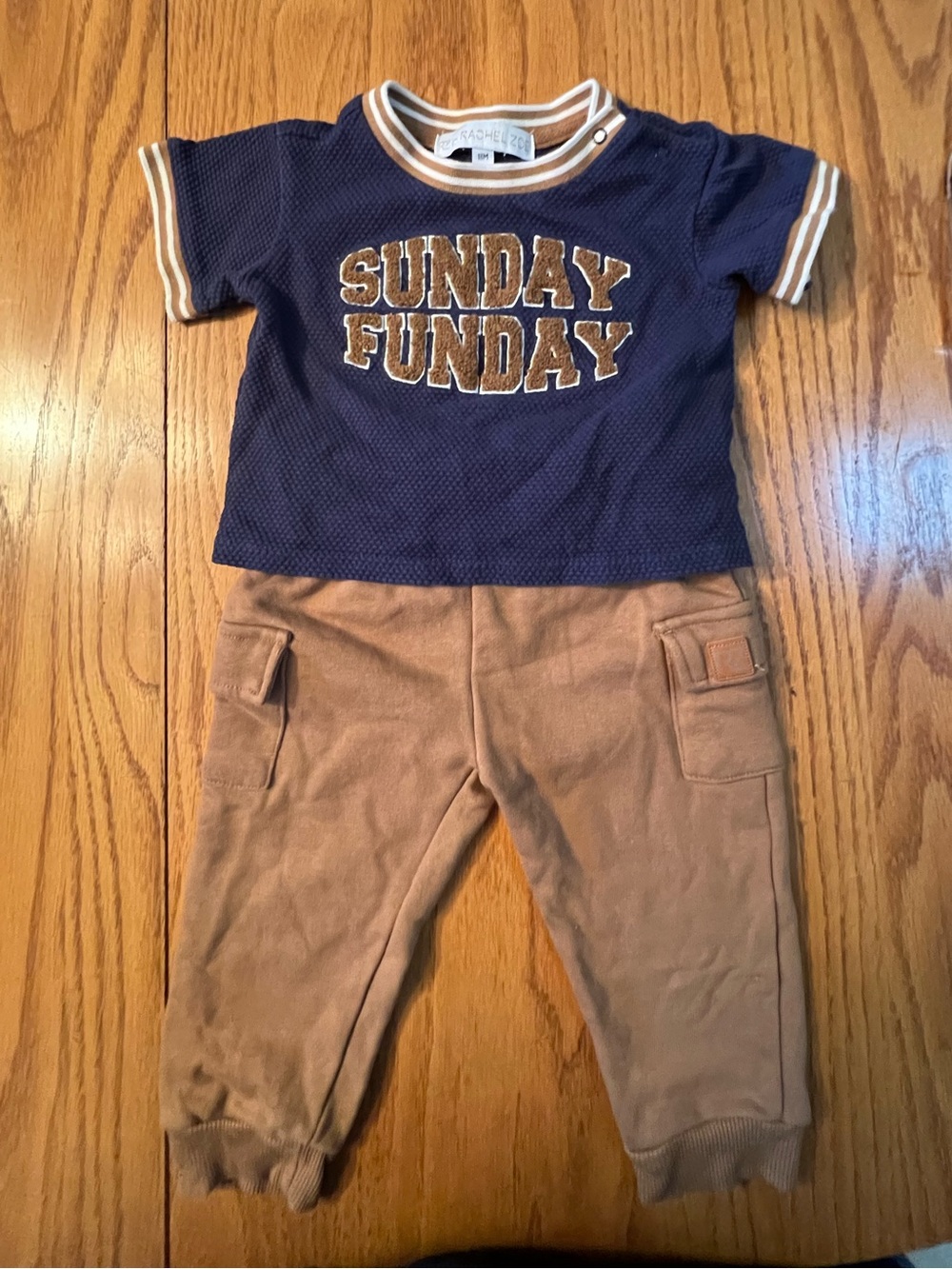 Rachel Zoe Navy & Tan Sunday Funday kids Sweatpants Set, GUC, Size 18 months